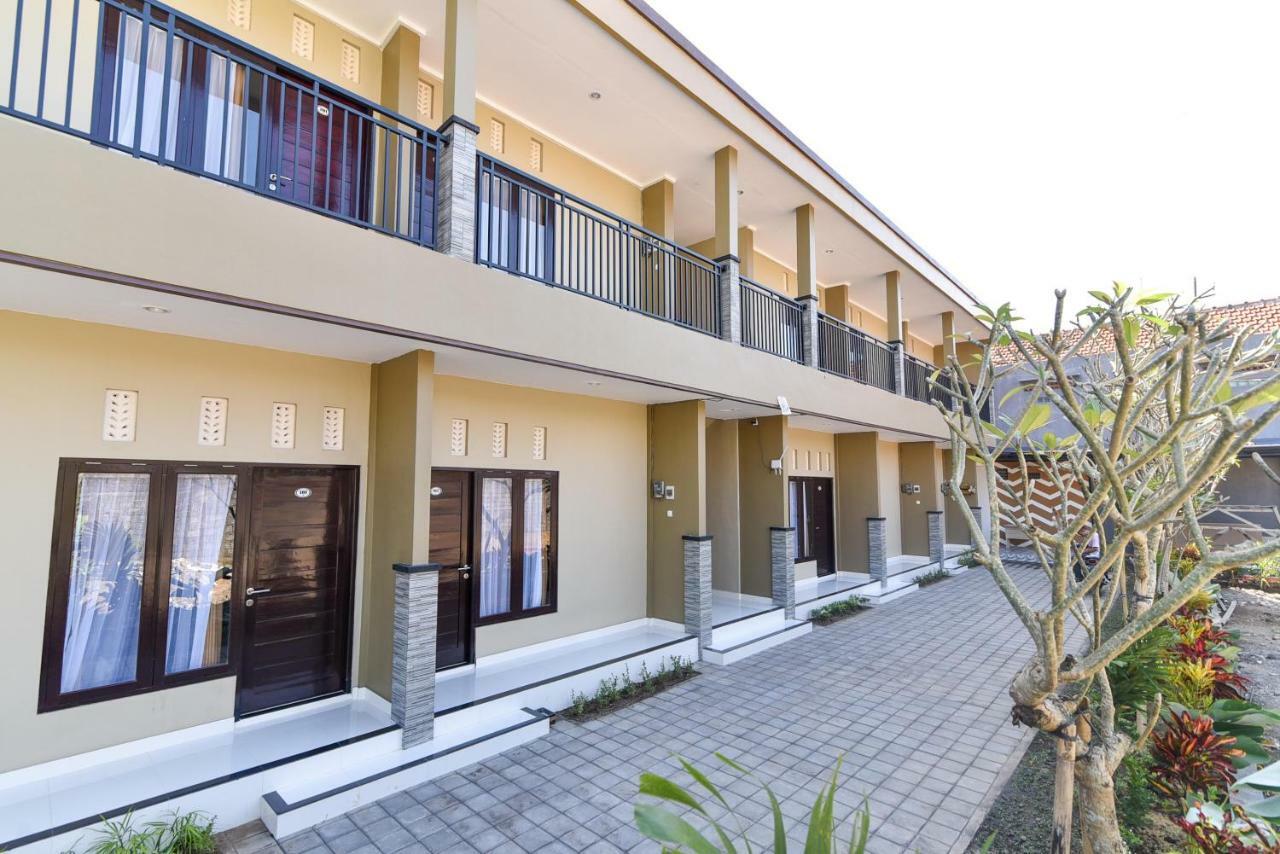 Reddoorz Plus Near Jalan Imam Bonjol Denpasar 塞米亚克 外观 照片